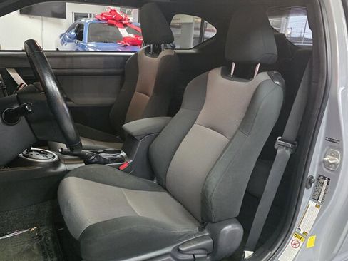 Used 2014 Scion tC image 10