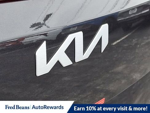 New 2026 Kia Carnival EX image 20