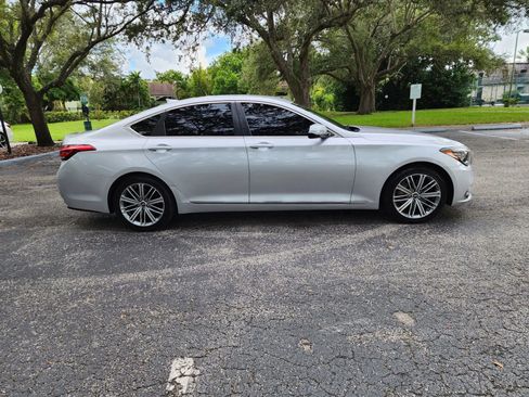 Used 2018 Genesis G80 3.8 RWD image 4