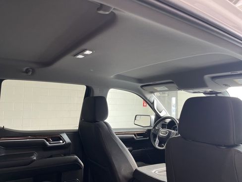 Used 2025 GMC Sierra 1500 SLE image 33