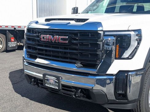 New 2026 GMC Sierra 2500 Pro w/ Convenience Package RWD image 21
