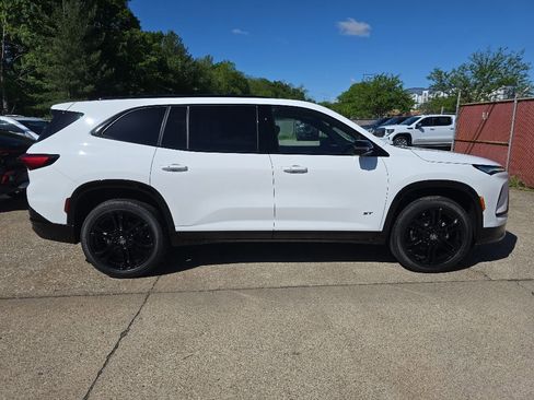 New 2026 Buick Enclave Sport Touring FWD image 8