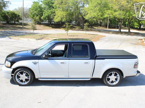 Used 2003 Ford F150 Harley-Davidson image 19