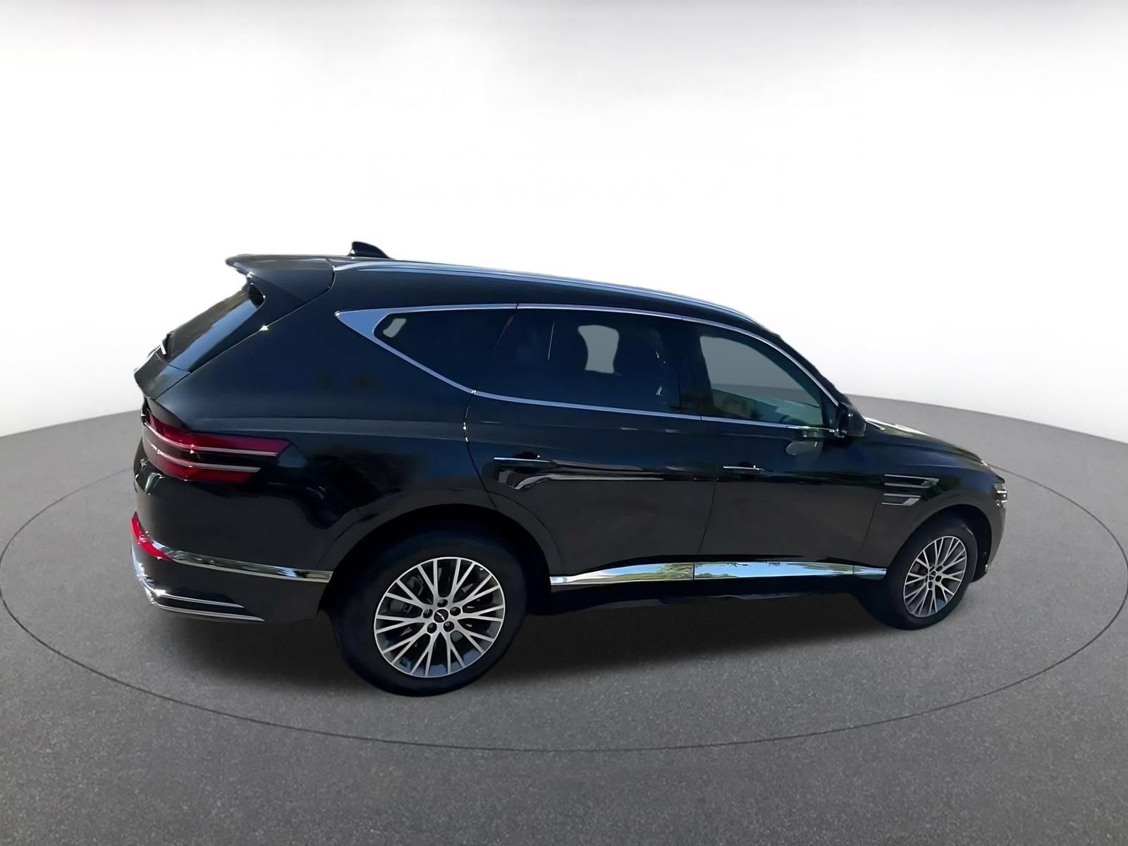 Used 2026 Genesis GV80 2.5T AWD/4WD image 14