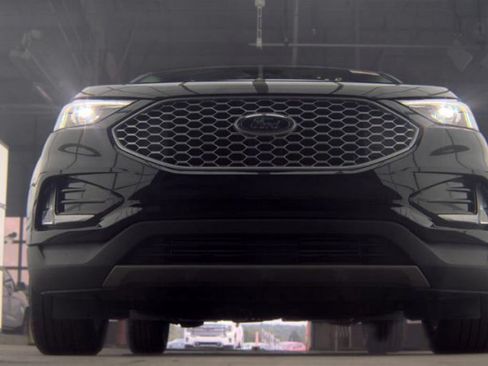 Used 2024 Ford Edge SEL w/ Convenience Package AWD/4WD image 4