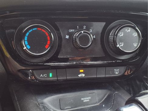 Certified 2022 Honda HR-V Sport image 18