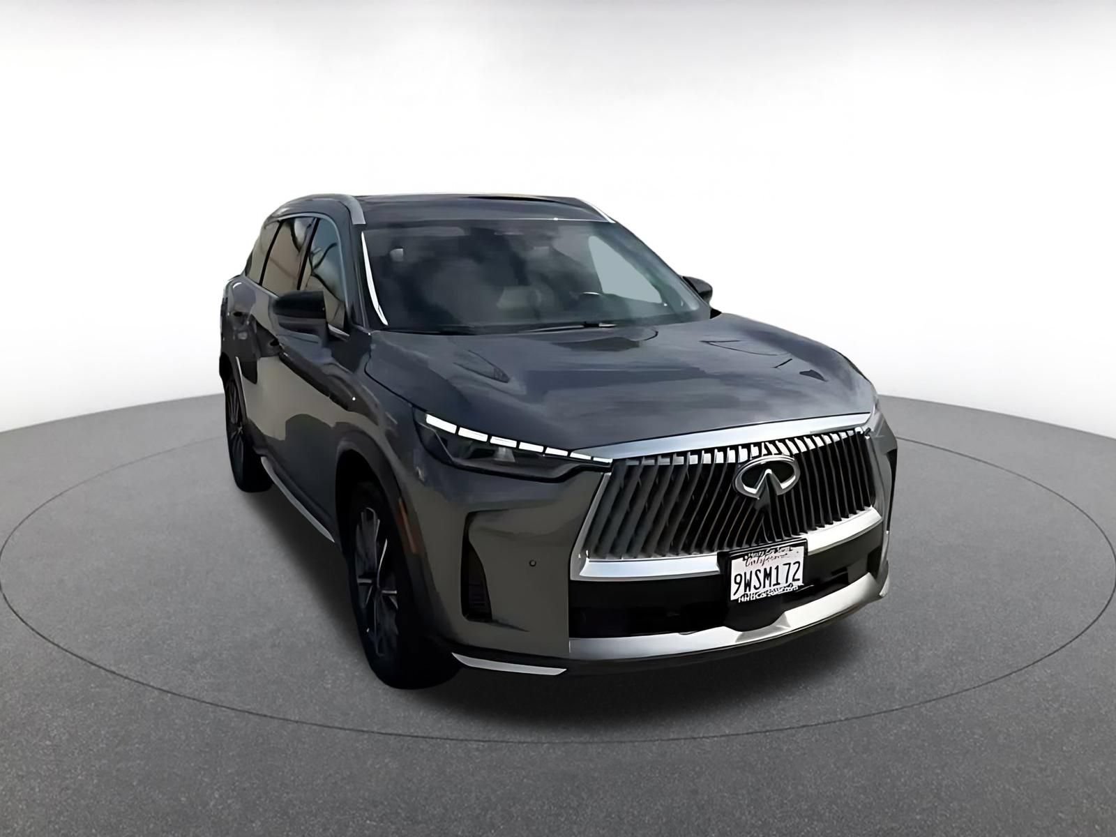 Used 2026 INFINITI QX60 Luxe FWD image 3
