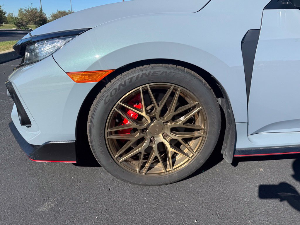 Used 2021 Honda Civic Type R image 2