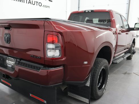 Used 2024 RAM 3500 Big Horn w/ Night Edition AWD/4WD image 4