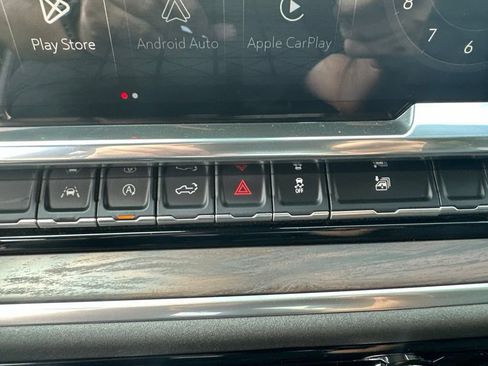 Used 2025 GMC Sierra 1500 SLT AWD/4WD image 31