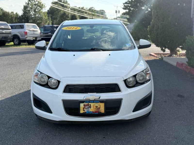Used 2014 Chevrolet Sonic LS FWD image 3