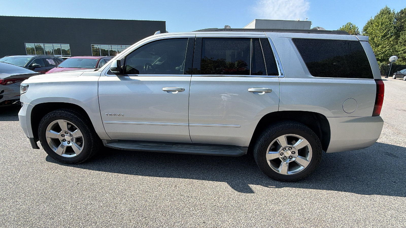 Used 2017 Chevrolet Tahoe LS w/ All-Season Package RWD image 11