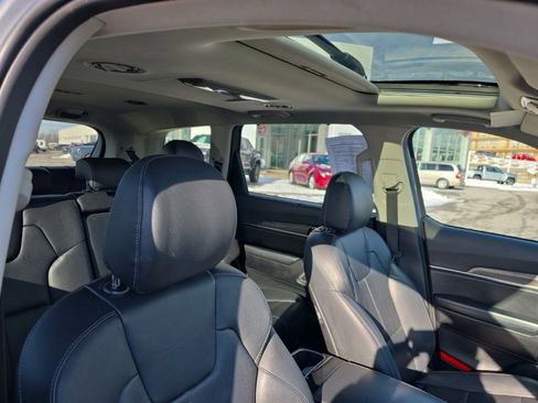 Used 2020 Kia Telluride EX image 10