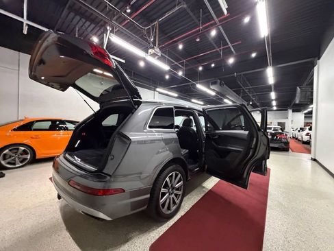 Used 2018 Audi Q7 3.0T Prestige AWD/4WD image 53