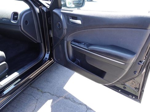 Used 2015 Dodge Charger SE w/ Power Sunroof Group AWD/4WD image 31
