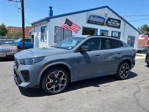 Used 2026 BMW X2 M35i w/ Technology Package AWD/4WD image 2