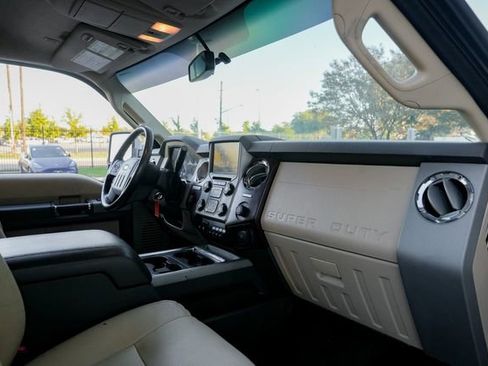 Used 2014 Ford F350 Lariat w/ Chrome Package image 35