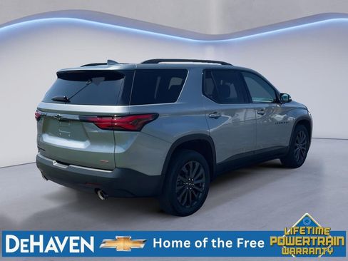 Used 2023 Chevrolet Traverse RS w/ LPO, Floor Liner Package AWD/4WD image 6