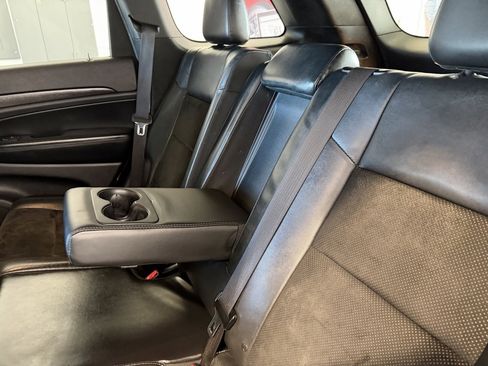 Used 2017 Jeep Grand Cherokee Altitude image 23