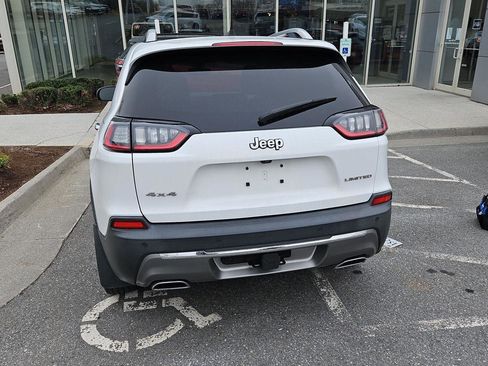 Used 2019 Jeep Cherokee Limited w/ Luxury Group image 4