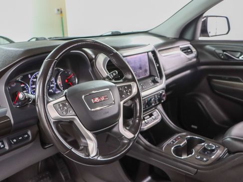 Used 2022 GMC Acadia SLT w/ Technology Package FWD image 23