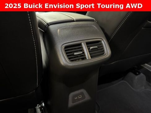 Used 2025 Buick Envision Sport Touring image 20