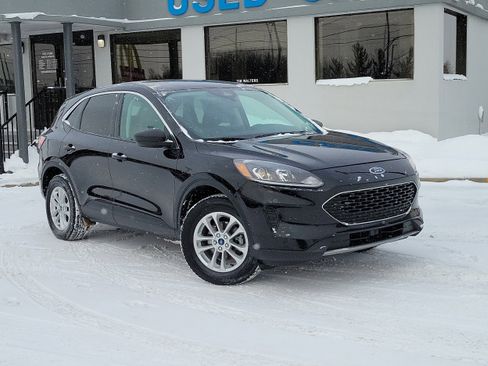 Certified 2022 Ford Escape SE w/ Convenience Package image 30