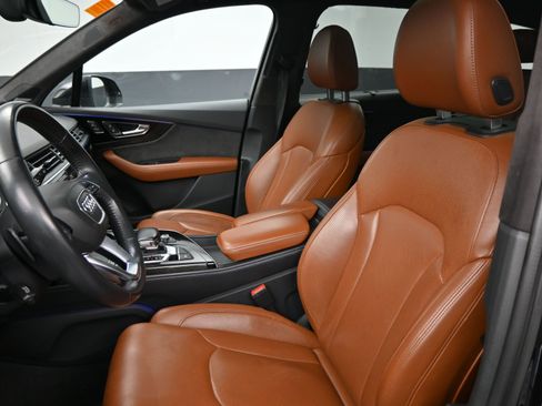 Used 2019 Audi Q7 3.0T Prestige image 16