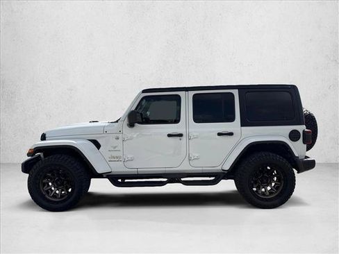 Used 2023 Jeep Wrangler Unlimited Sahara w/ LED Lighting Group AWD/4WD image 8