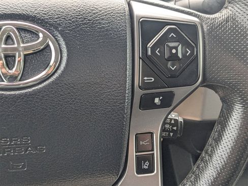 Used 2019 Toyota Tacoma SR5 image 27