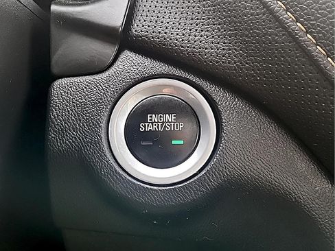 Used 2020 Chevrolet Equinox Premier AWD/4WD image 28