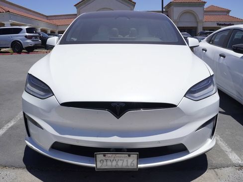 Used 2022 Tesla Model X Plaid AWD/4WD image 6