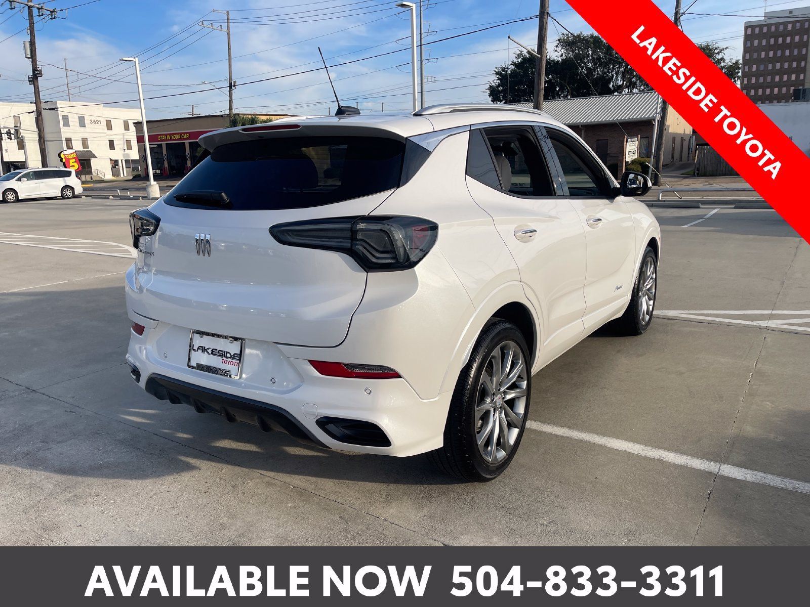 Used 2025 Buick Encore GX Avenir w/ Avenir Convenience Package FWD image 5