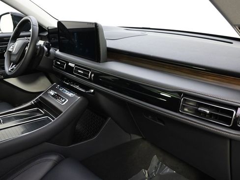New 2026 Lincoln Aviator Reserve image 15