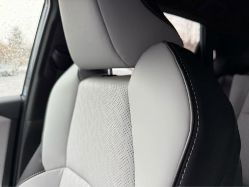 New 2026 Subaru Solterra Premium image 27