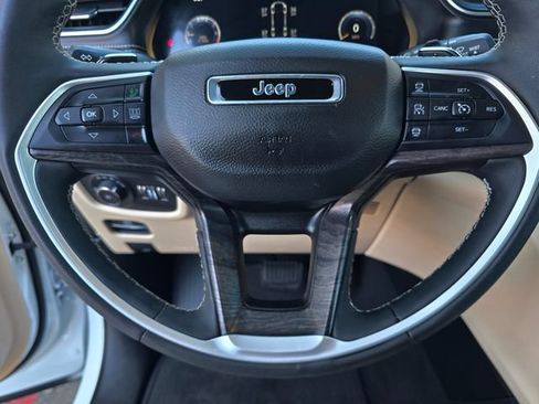 Certified 2023 Jeep Grand Cherokee L Limited w/ Luxury Tech Group II RWD image 14