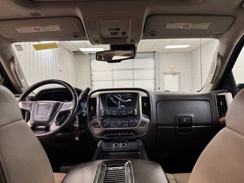 Used 2017 GMC Sierra 3500 Denali w/ Duramax Plus Package image 21