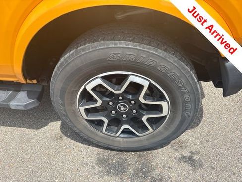 Used 2022 Ford Bronco Outer Banks AWD/4WD image 14
