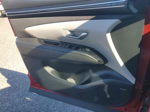 Used 2023 Hyundai Tucson Limited image 22