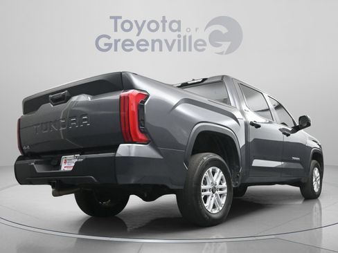 Used 2025 Toyota Tundra SR5 AWD/4WD image 14