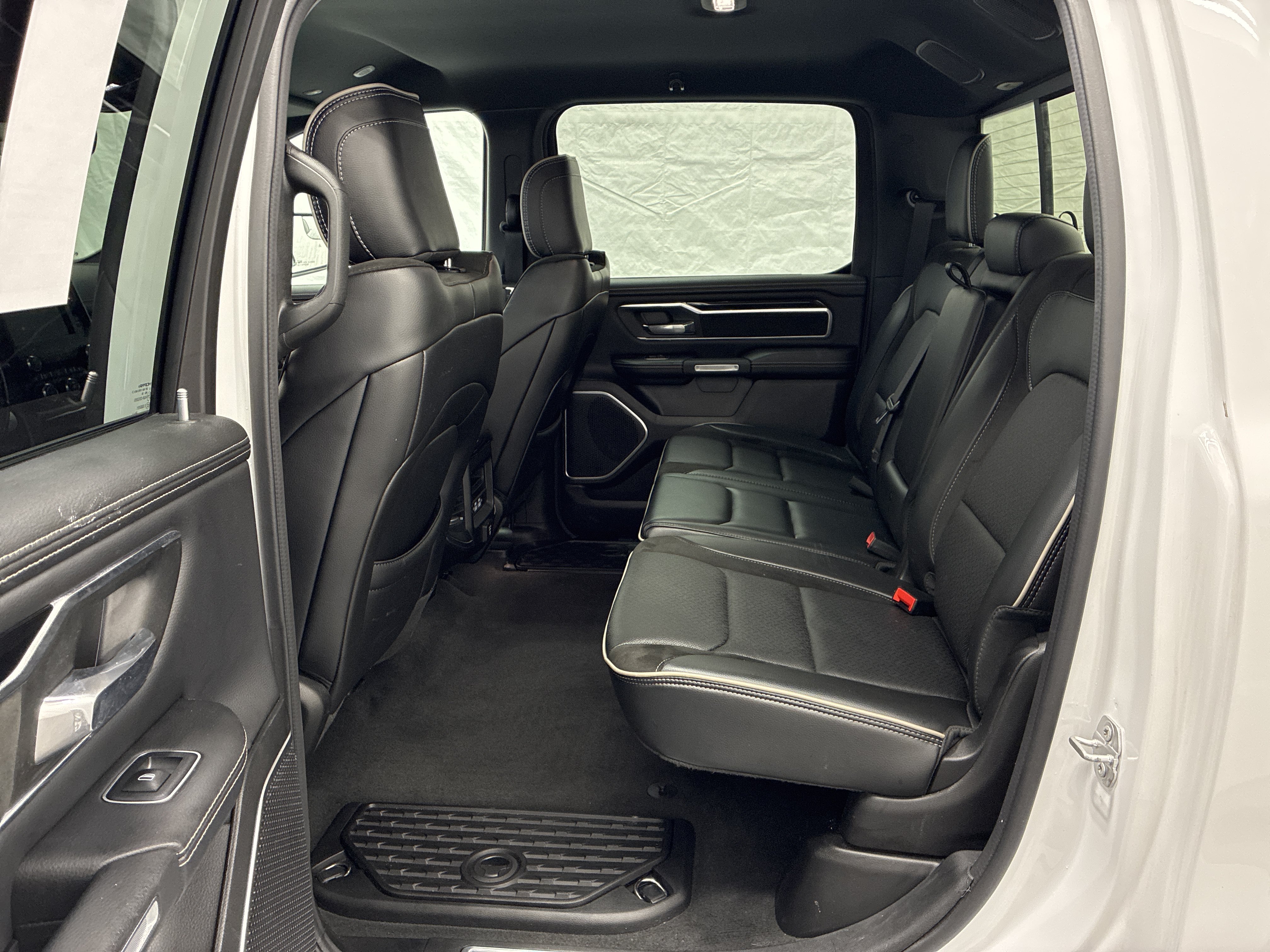Certified 2022 RAM 1500 Laramie w/ Sport Appearance Package AWD/4WD image 11