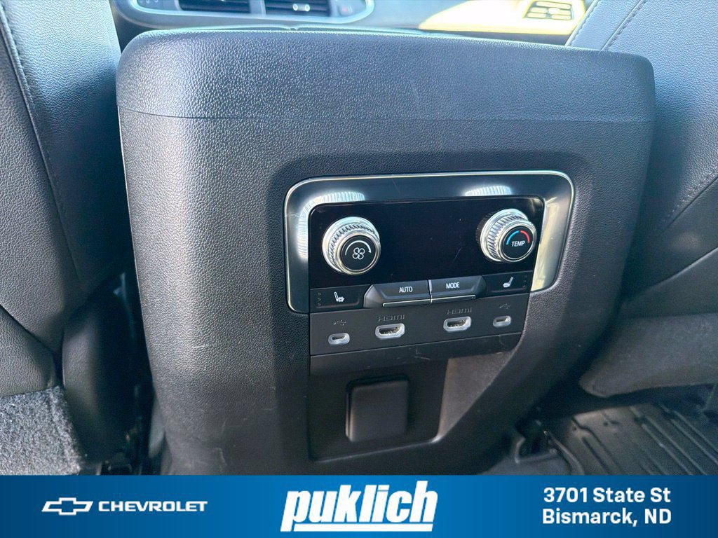 Certified 2021 GMC Yukon XL SLT w/ SLT Premium Package AWD/4WD image 35