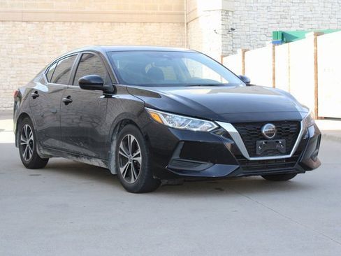 Used 2023 Nissan Sentra SV image 2