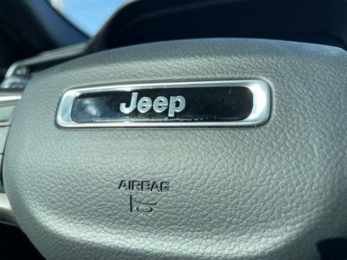 New 2026 Jeep Grand Cherokee Altitude AWD/4WD image 18