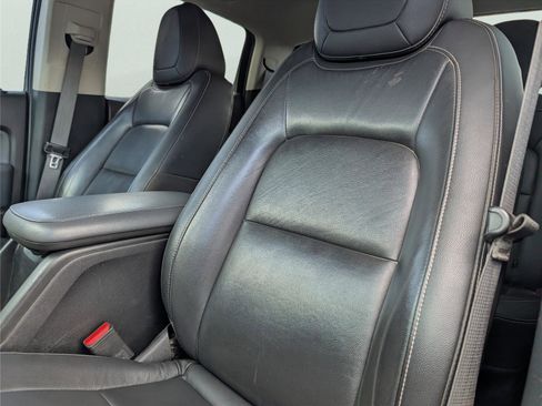Used 2018 Chevrolet Colorado Z71 AWD/4WD image 12
