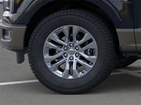 New 2025 Ford F150 King Ranch w/ FX4 Off-Road Package image 19