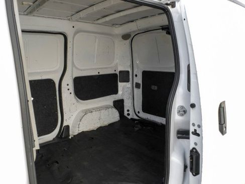 Used 2019 Nissan NV200 S w/ Cruise Control Package image 31