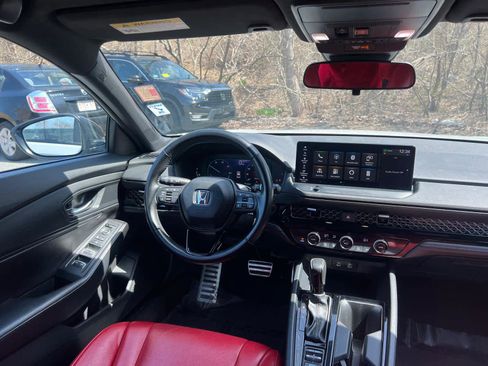 Used 2023 Honda Accord Sport image 37
