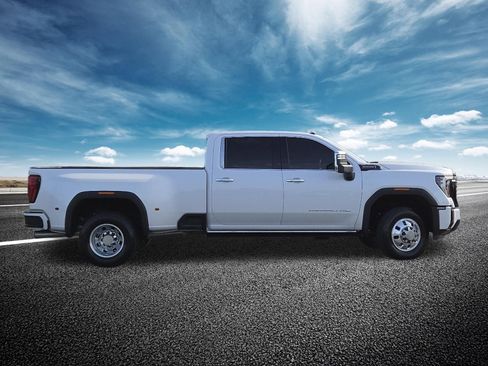 Used 2025 GMC Sierra 3500 Denali Ultimate image 27