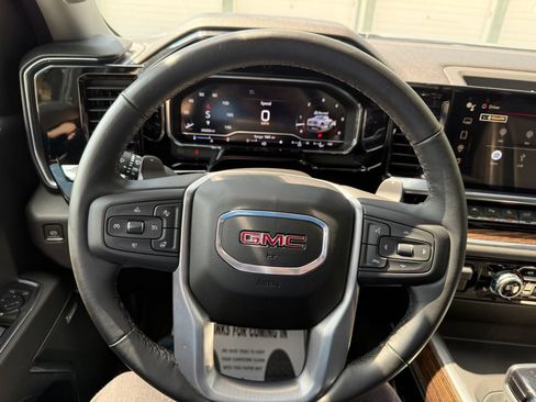 Used 2024 GMC Sierra 1500 Elevation w/ Elevation Premium Package AWD/4WD image 29